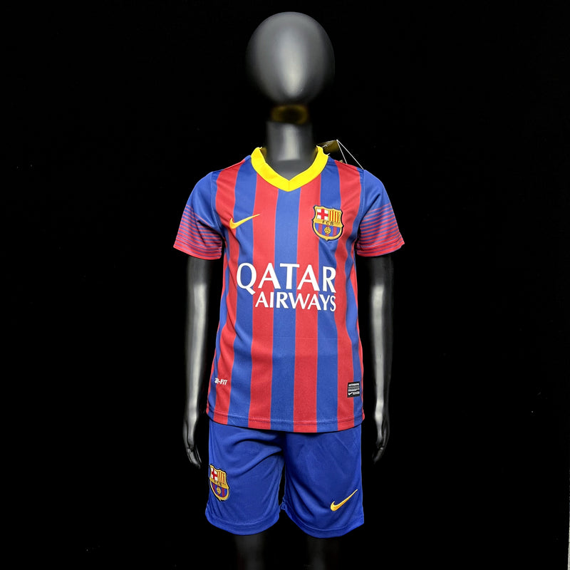 Conjunto Infantil Barcelona Retrô 2013/2014