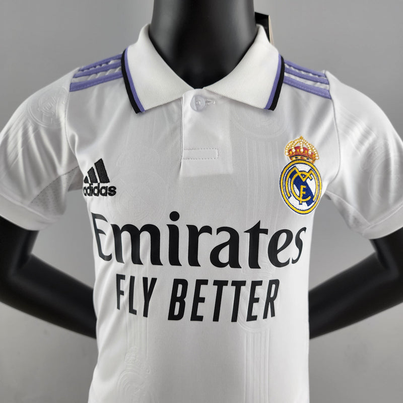 Conjunto Infantil Real Madrid 2022/23 - Home - ResPeita Sports 