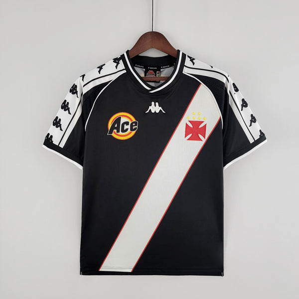 Vasco lança nova camisa 2 com inspiração no uniforme de 2000